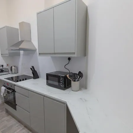 Stylish Comfort In London * Finchley