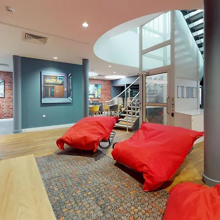 Student Only Private Ensuite At Will Wyatt Court *
