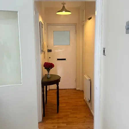 Cosy Camden 3 Bed - Sleeps 6 * London