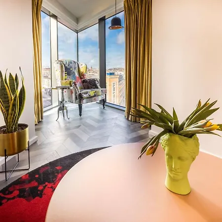 Nhow Hotel
