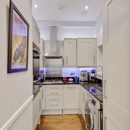 Apartment Bright Camberwell Georgian