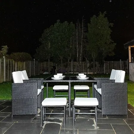 Bonneville House, Private Jacuzzi And Modern Interior London