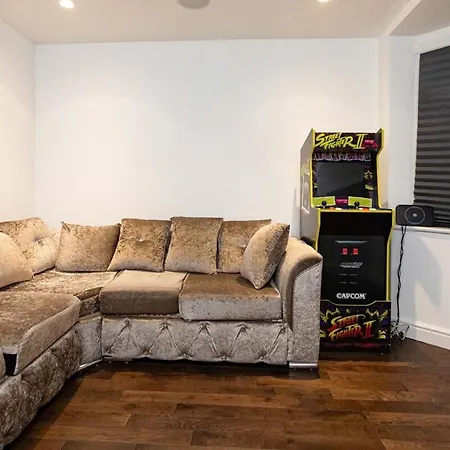 Holiday home Bonneville House, Private Jacuzzi And Modern Interior