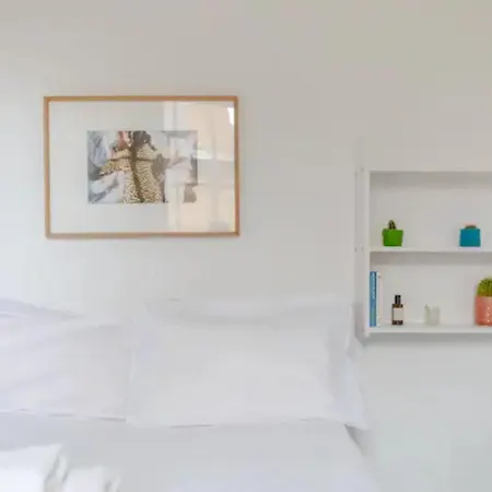 Holiday home Beautifully Designed 2bd House - By Queen's Park! London