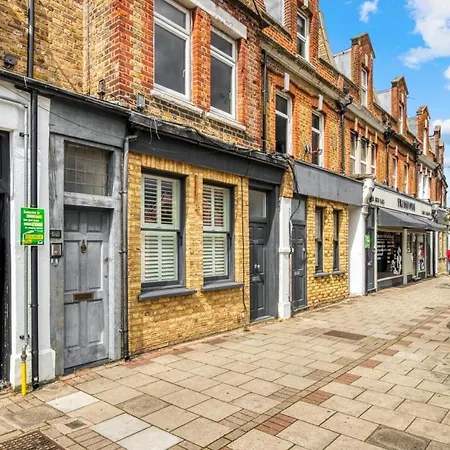 Appartement Luxurious Hidden Gem In Wandsworth Londen