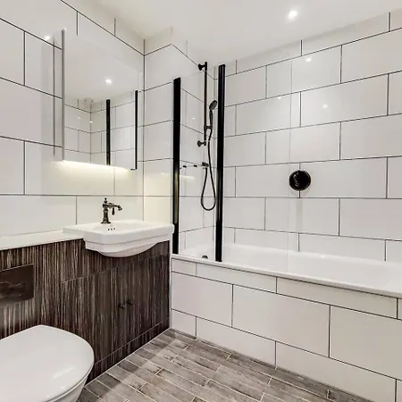 Modern And Chic At Ferrum Near Wembley Park