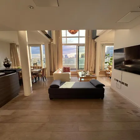 Penthouse In Canary Wharf Apartment *