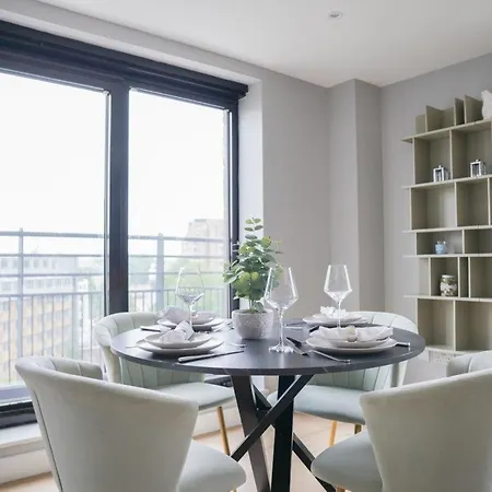 A Superb In South Kensington's Londres