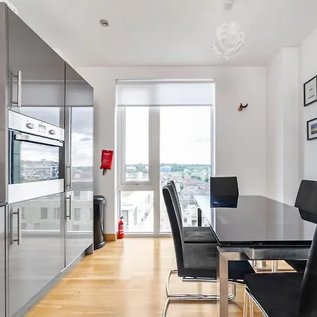 Apartment Modern 1-bed With Panoramic View In *
