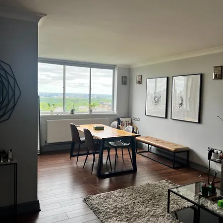 Modern Flat Central لندن