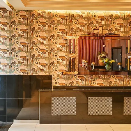 Huttons Hotel, Victoria Hotel 3*