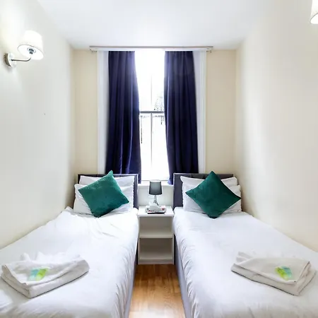 Coronation Hotel 3*