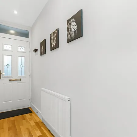 Holiday home Elegant Hither Family London