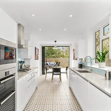 Holiday home Elegant Hither Family London