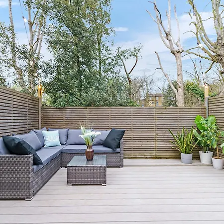 Holiday home Elegant Hither Family London