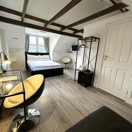 Hotel Sleeplicity London Heathrow