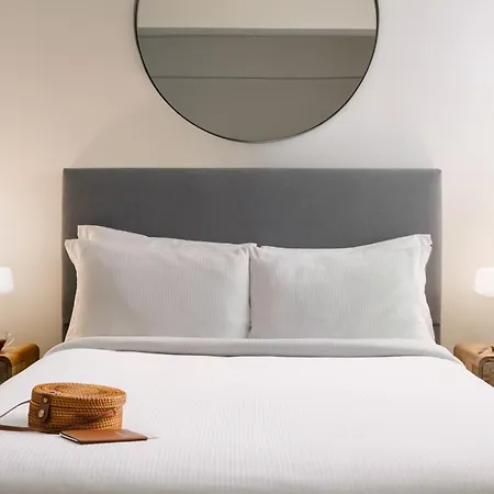 Sonder Kensington Gardens 3*