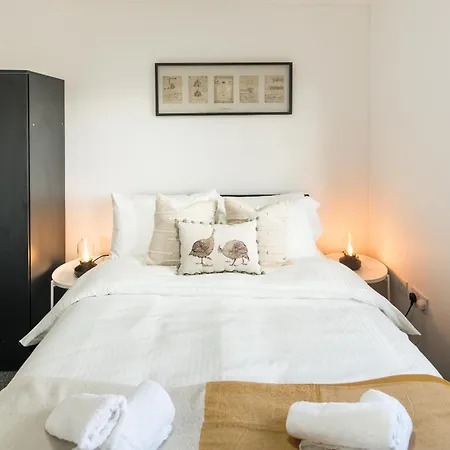 Canarywharf By Sleepy Apartmán *