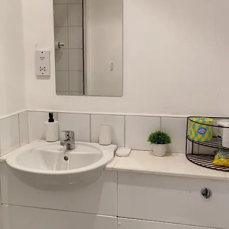 Bright, Chilled Ensuite Db In A Shared Flat! Séjour chez l'habitant Londres