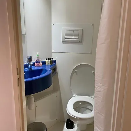 Studio Flat Farringdon * London