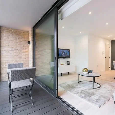 Urban Chic - Marine Londres