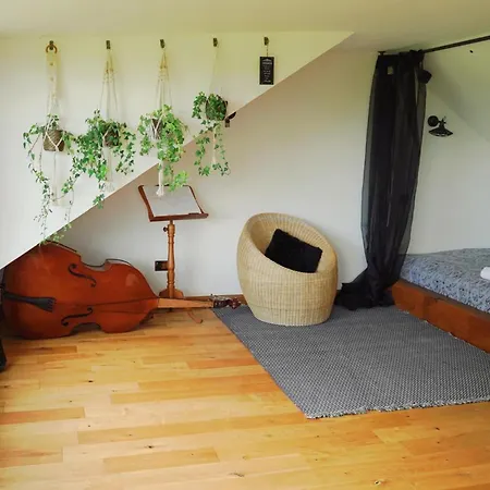 Designer With Spa And Magical Views 5 Bdr Holiday home *