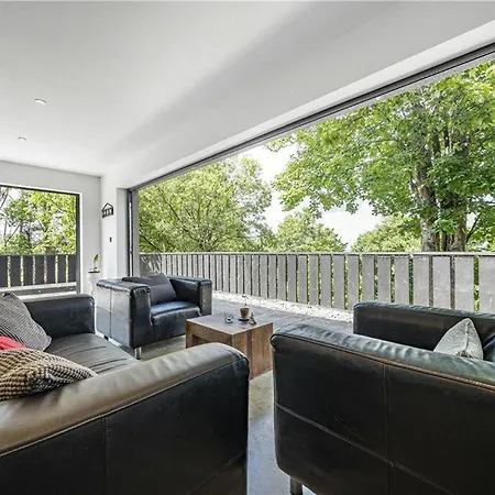 Designer With Spa And Magical Views 5 Bdr * Belvedere