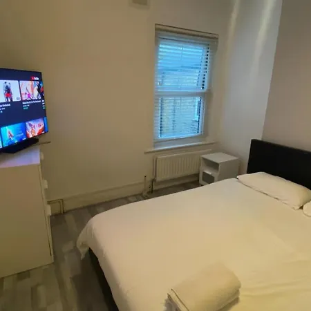 Apartment Large With Three London