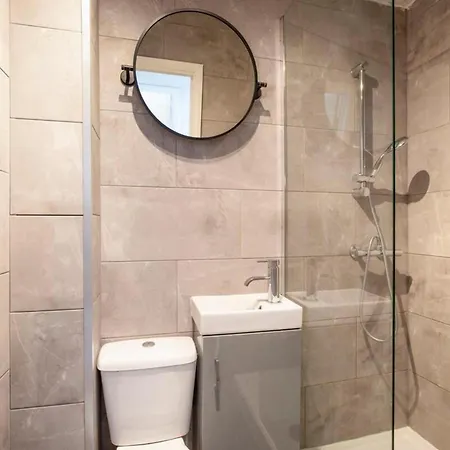 Camberwell - Stylish 4 Bed * London