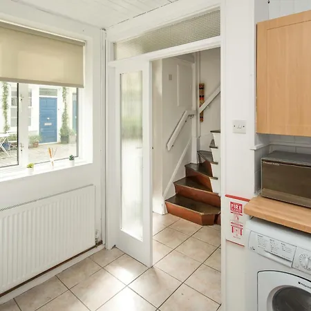 Apartment Quirky & Cosy 2bd Mews Flat In Paddington London