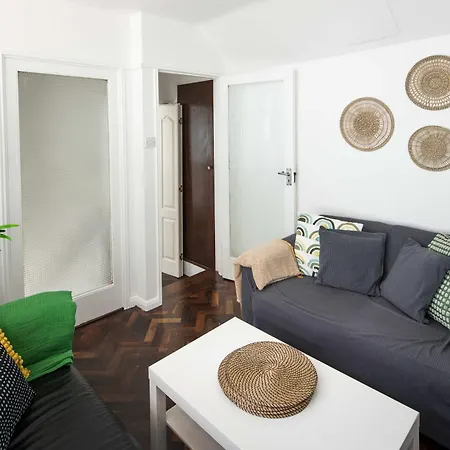 Quirky & Cosy 2bd Mews Flat In Paddington