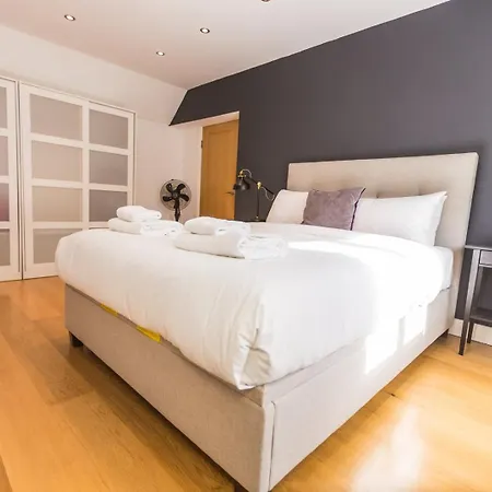 Guestready - Modern Flat In דירה *