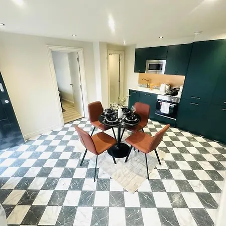 99 Apartment, Trendy Location D