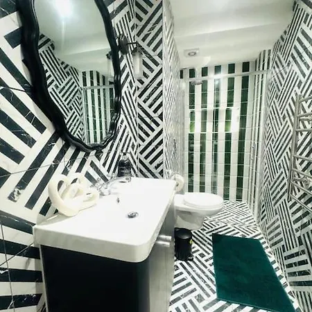 99 Apartment, Trendy Location D Apartment