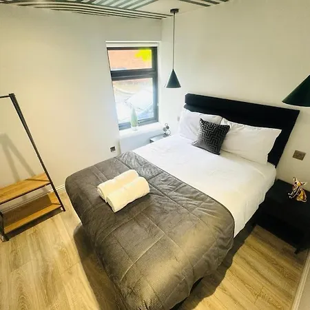 99 Apartment, Trendy Location D