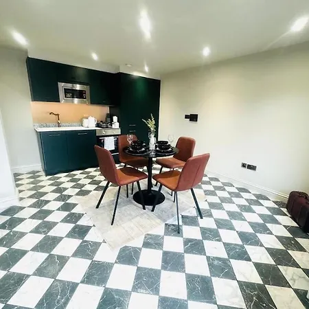 Apartment 99 Apartment, Trendy Location D