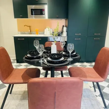 99 Apartment, Trendy Location D Apartment
