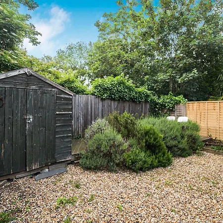 Pass The Keys Private Garden By Tulse Hill Station דירה *