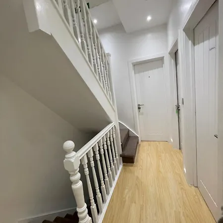 Guest house Lonsdale Place