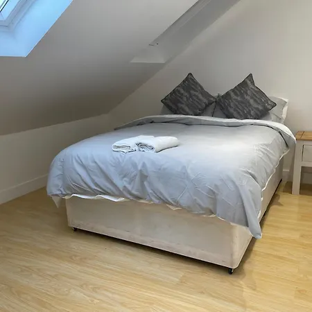 Lonsdale Place Guest house