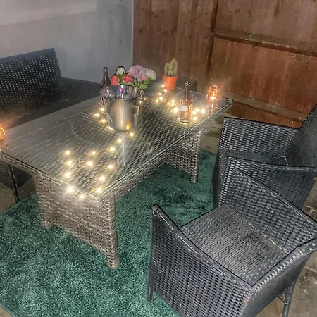Sanzzy London Guest house