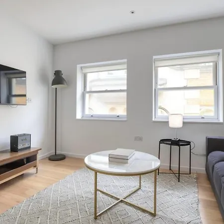 Amazing 2 Bedrooms Near Soho & Covent Garden