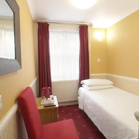 Hotel Balmoral House