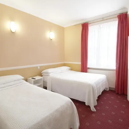 Hotel Balmoral House