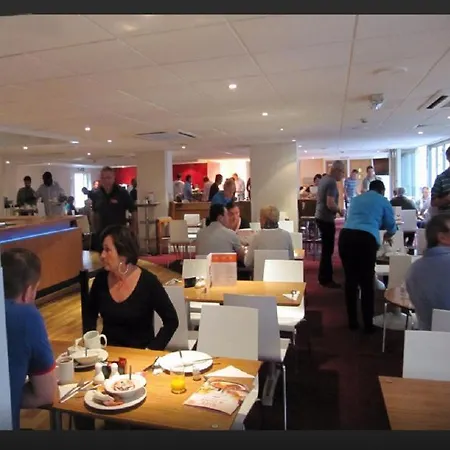 Travelodge Kings Cross Royal Scott Отель Лондон