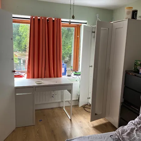 Budget At London Bromley Or Orpington - Near Pruh - Free Parking - Easy Commute From London Bridge - High Value For Money Farnborough (Kent)
