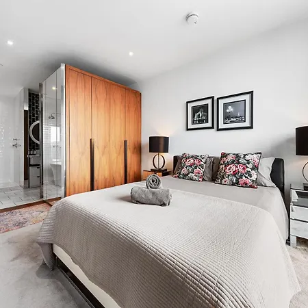 River Panorama 2 Bedroom New Development Aparthotel *