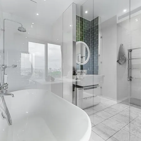Aparthotel River Panorama 2 Bedroom New Development London