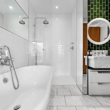 River Panorama 2 Bedroom New Development London