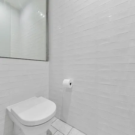 River Panorama 2 Bedroom New Development * London